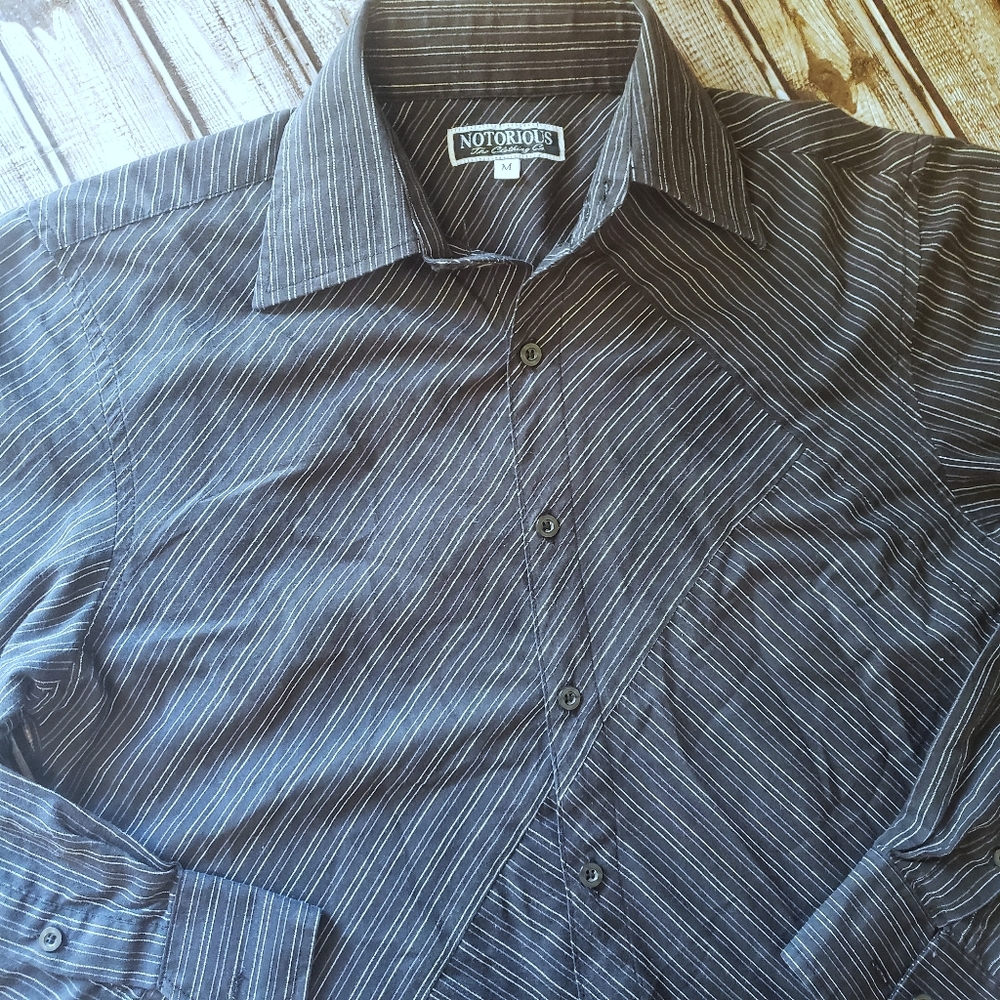 Notorious Button Down - Picture 2 of 6